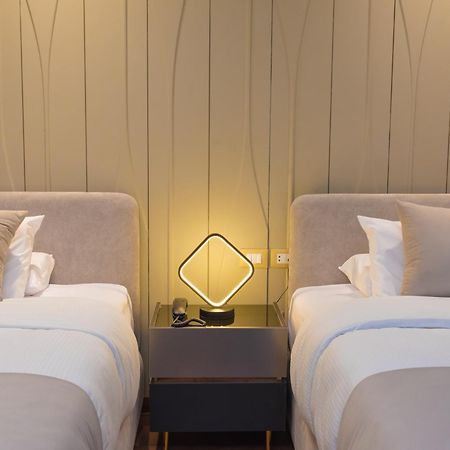 Spire West Hotel Al Kawm al Akhdar ภายนอก รูปภาพ